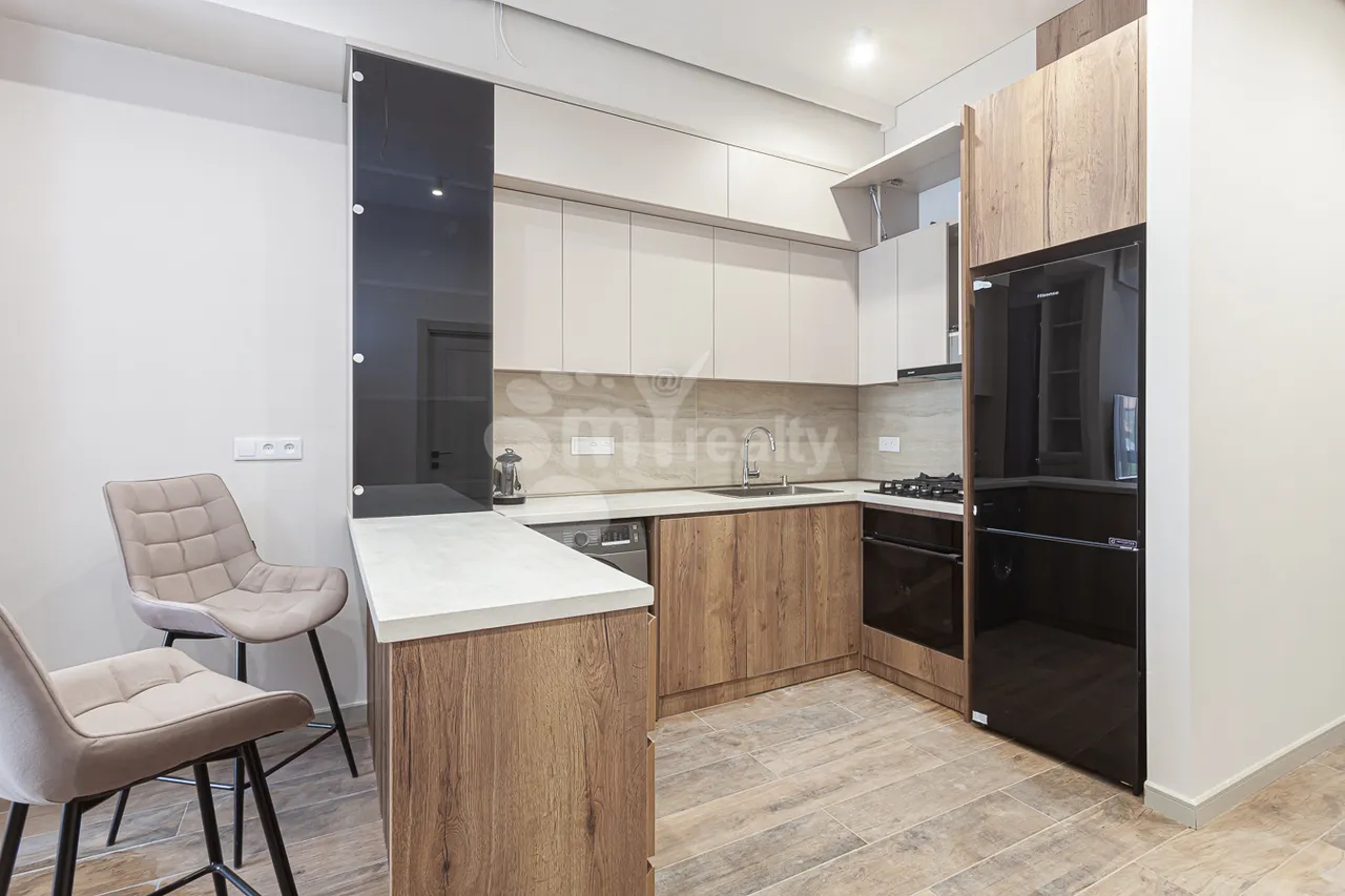 2 bedroom apartment for rent Antarayin St, Center Yerevan, 161991