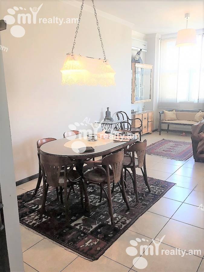 3 bedroom apartment for sale Rostom St, Center Yerevan, 142274