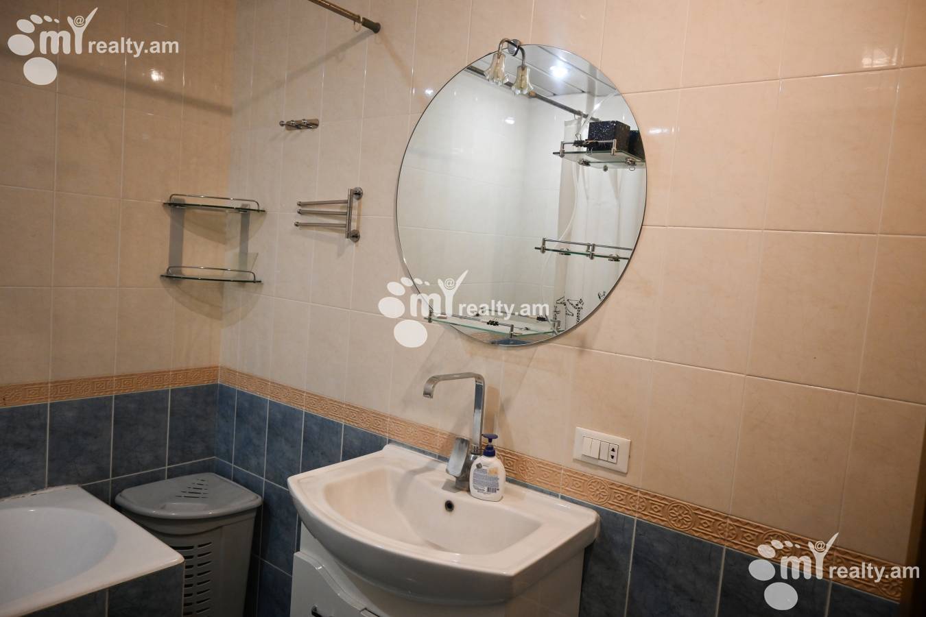 6 bedroom apartment for sale Heratsi St, Center Yerevan, 152514