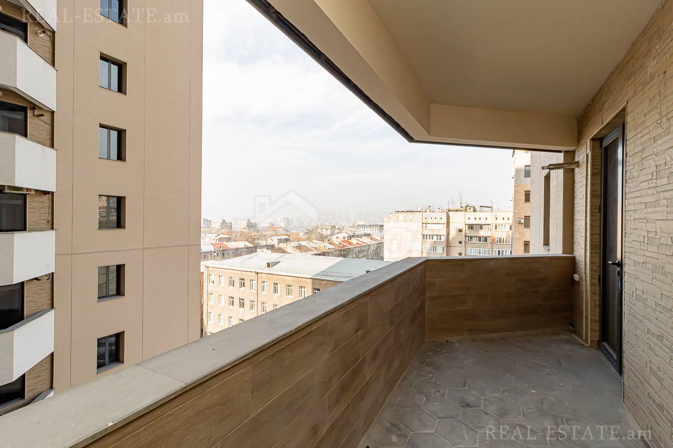 3 սենյականոց բնակարան  Կոմիտասի պող, Արաբկիր Երևան, 143893