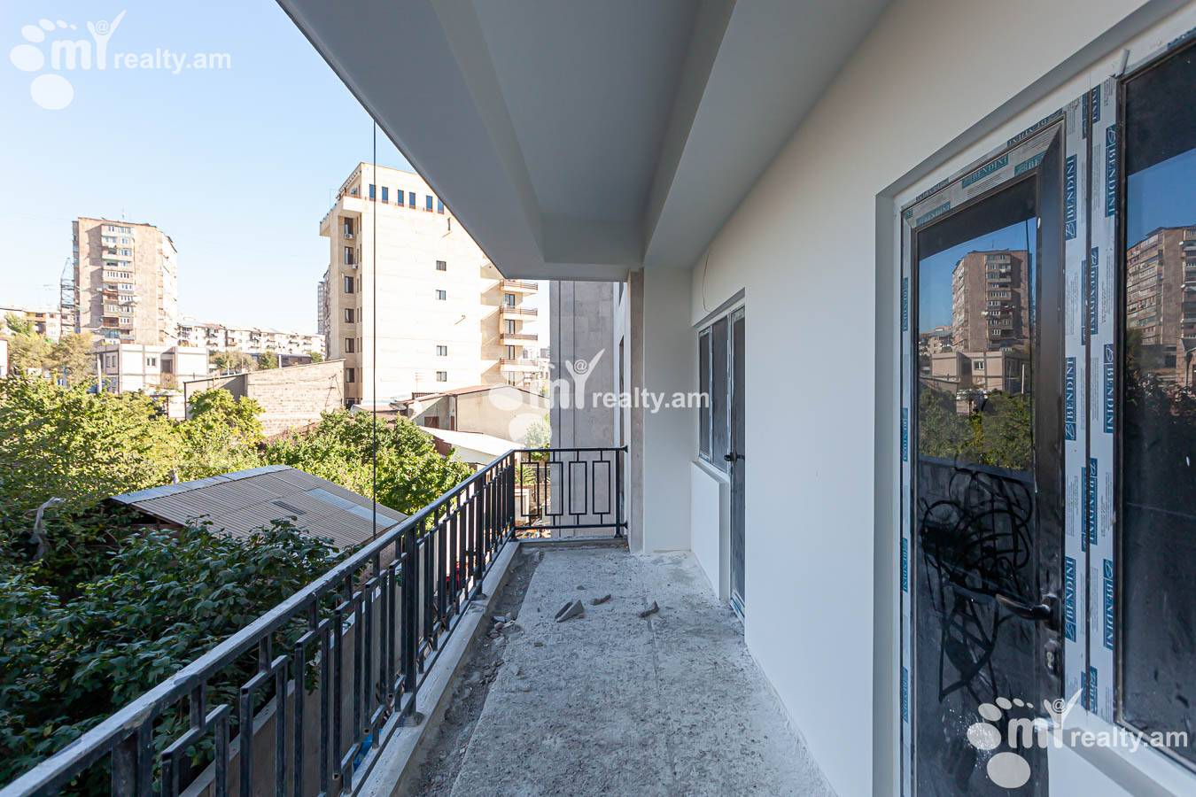 3 սենյականոց բնակարան  Գոգոլի փող., Քանաքեռ-Զեյթուն Երևան, 152980