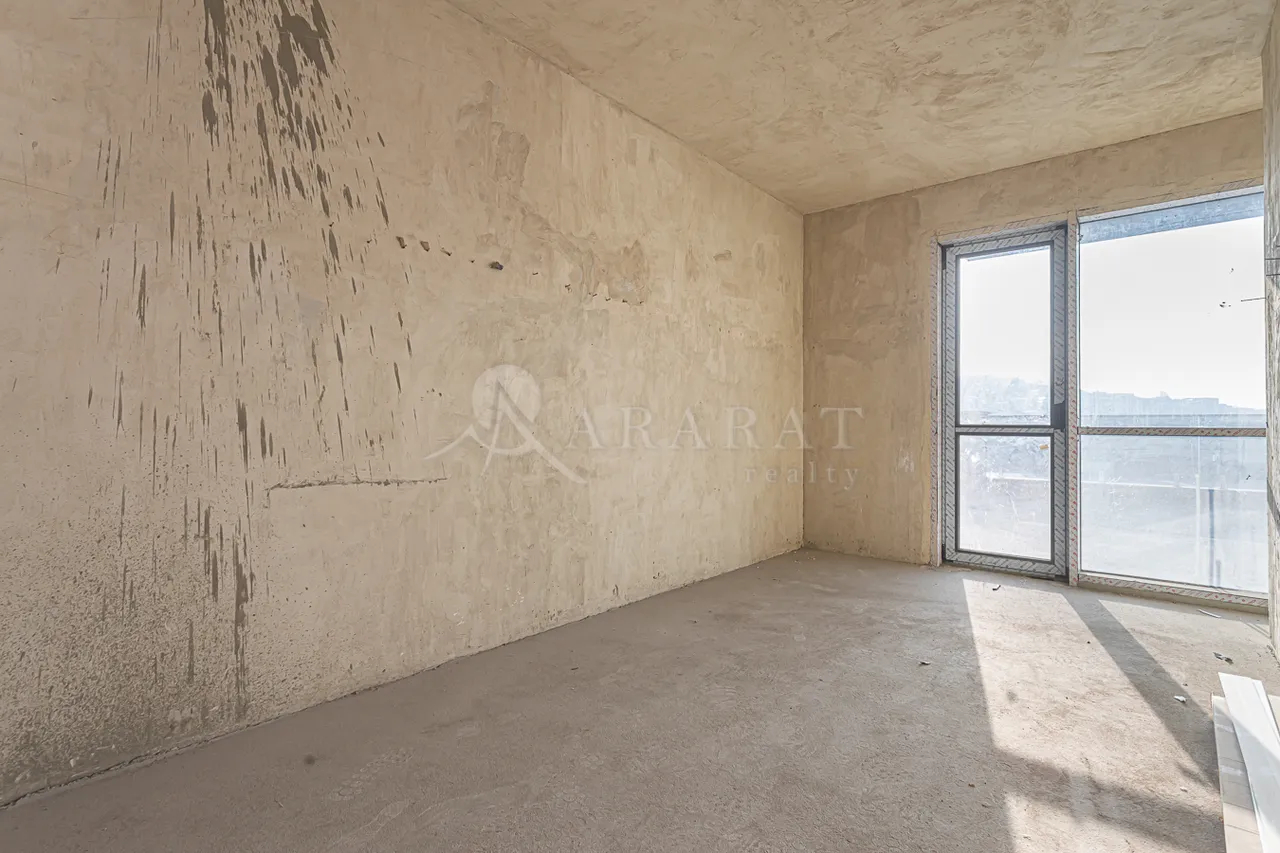 4 bedroom apartment for sale خیابان رُستُم, مرکز شهر ایروان, 158377
