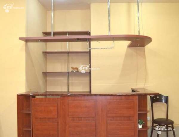 komercion-vacharq-Yerevan-Center