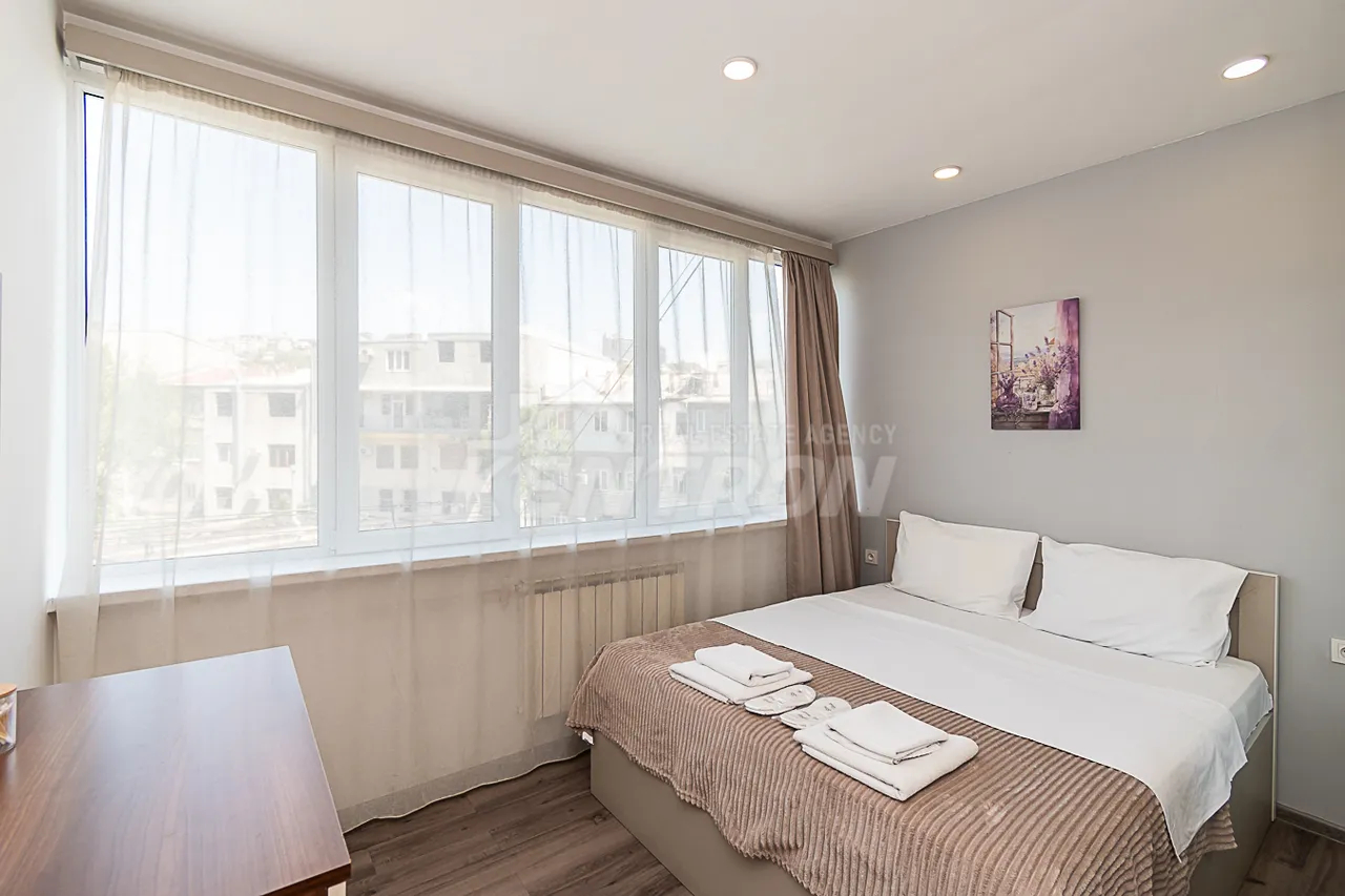 3 bedroom apartment for sale Sayat-Nova Ave, Center Yerevan, 161429