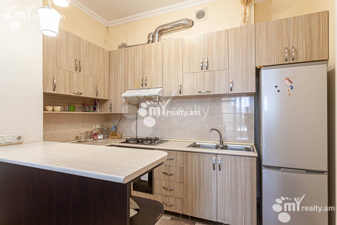3 bedroom apartment for rent Yekmalyan St, Center Yerevan, 153262