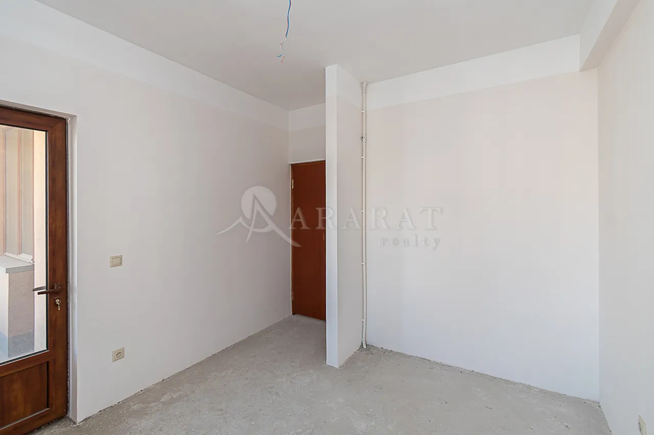 2 bedroom apartment for sale خیابان آنتارایین, مرکز شهر ایروان, 161887