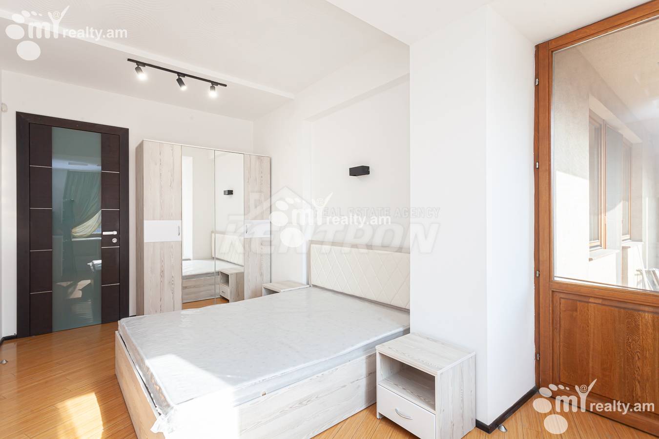 5 սենյականոց բնակարան  Հյուսիսային պող, Կենտրոն Երևան, 154617