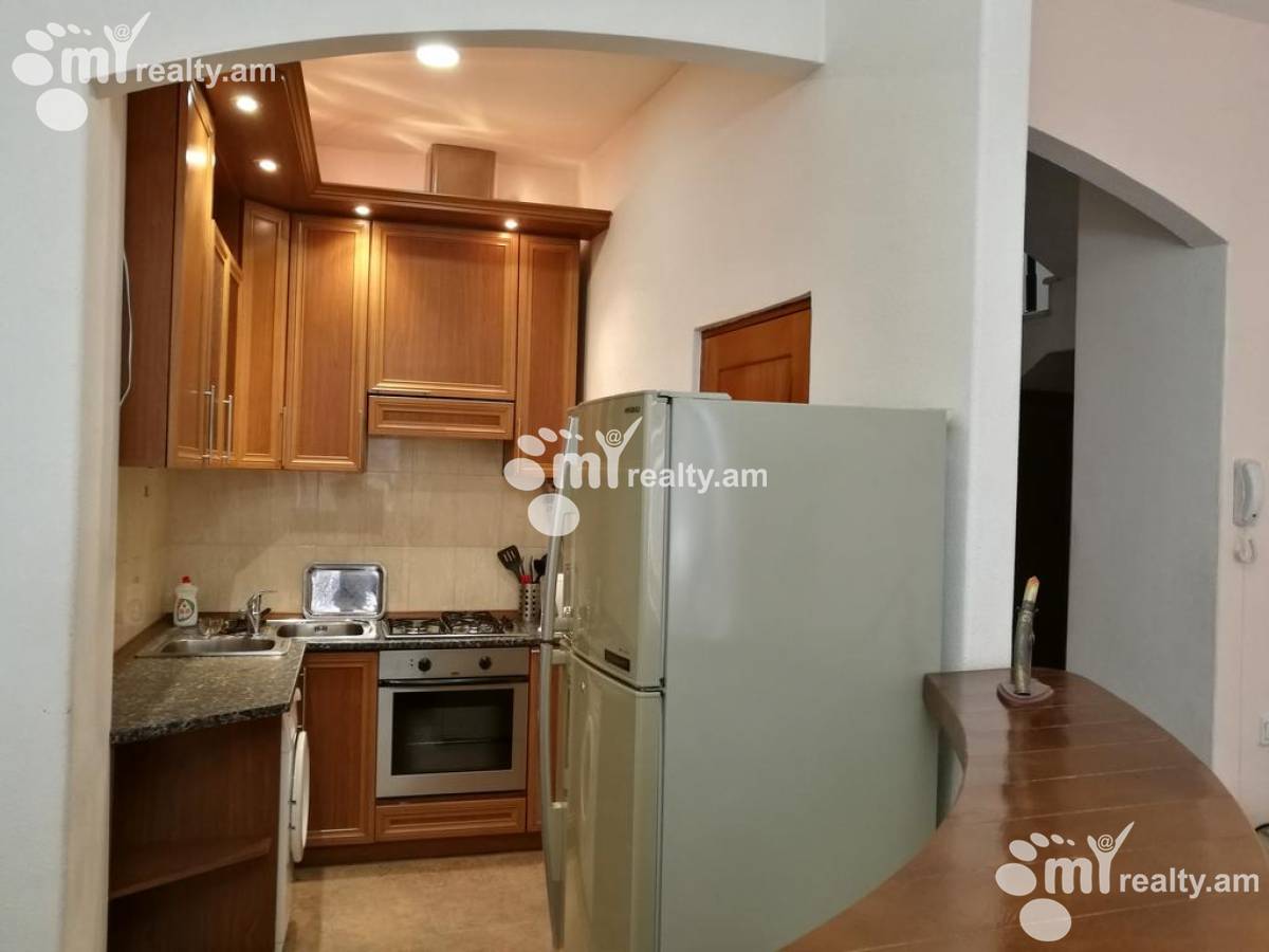 4 bedroom apartment for rent Ghazar Parpetsi St, Center Yerevan, 124054