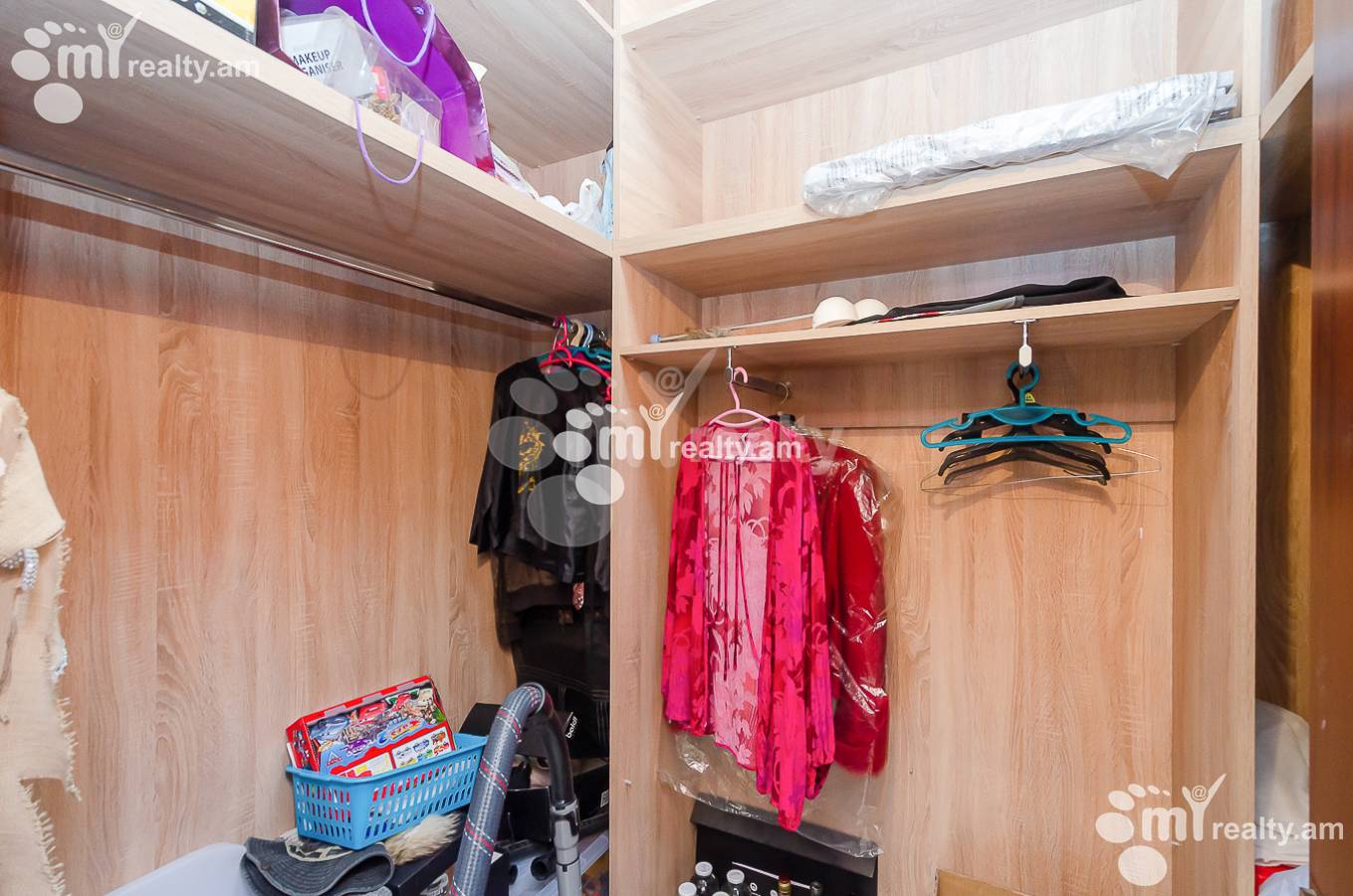 4 bedroom apartment for sale Tsarav Aghbyur St, Avan Yerevan, 151915