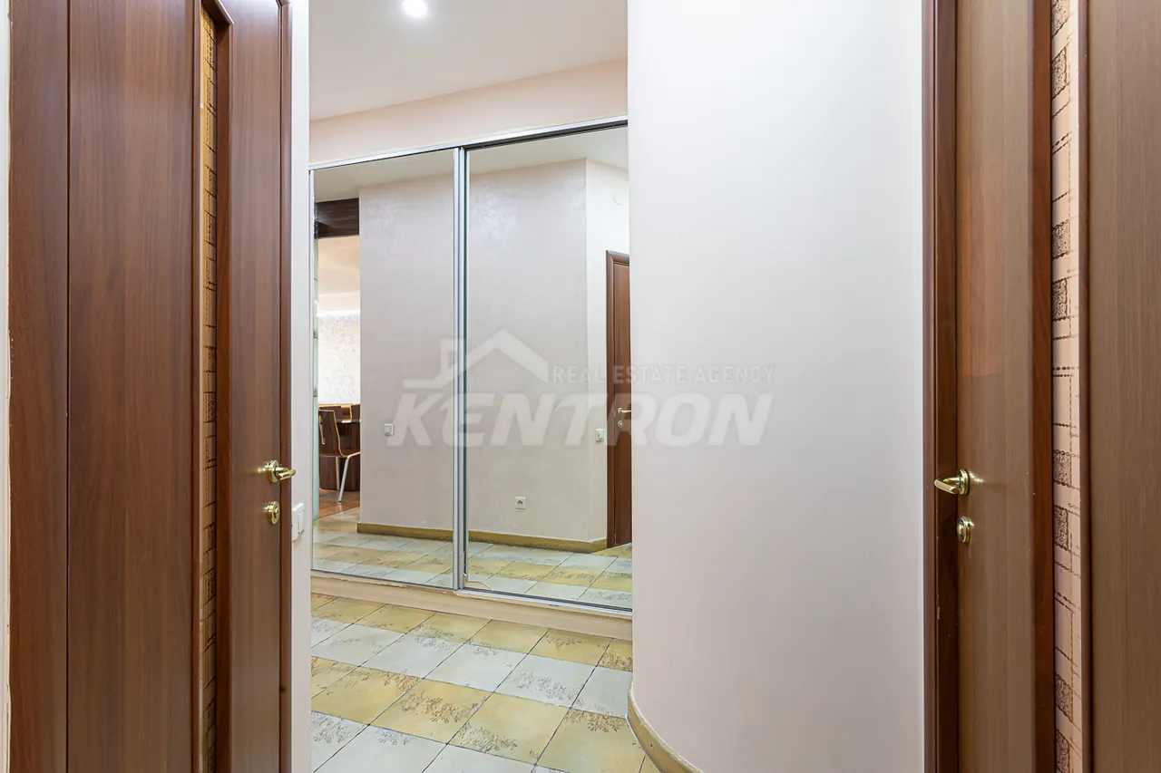 3 bedroom apartment for rent D. Demirchyan St, Center Yerevan, 158775