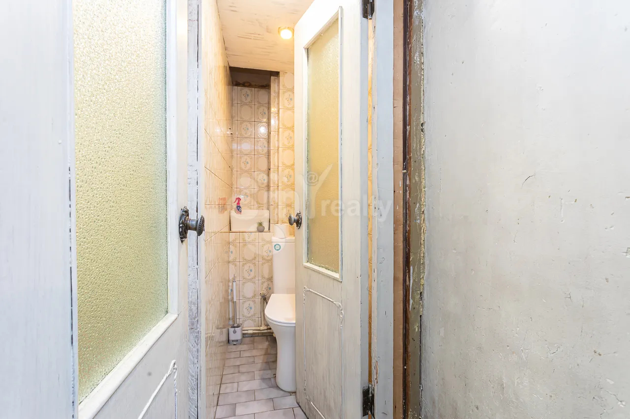 Commercial property for sale Abovyan St, Center Yerevan, 158522