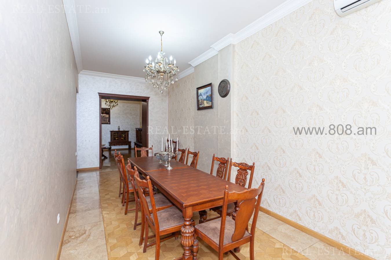 Купить 5 комнатную квартиру Нар Дос ул, Центр Ереван, 133260