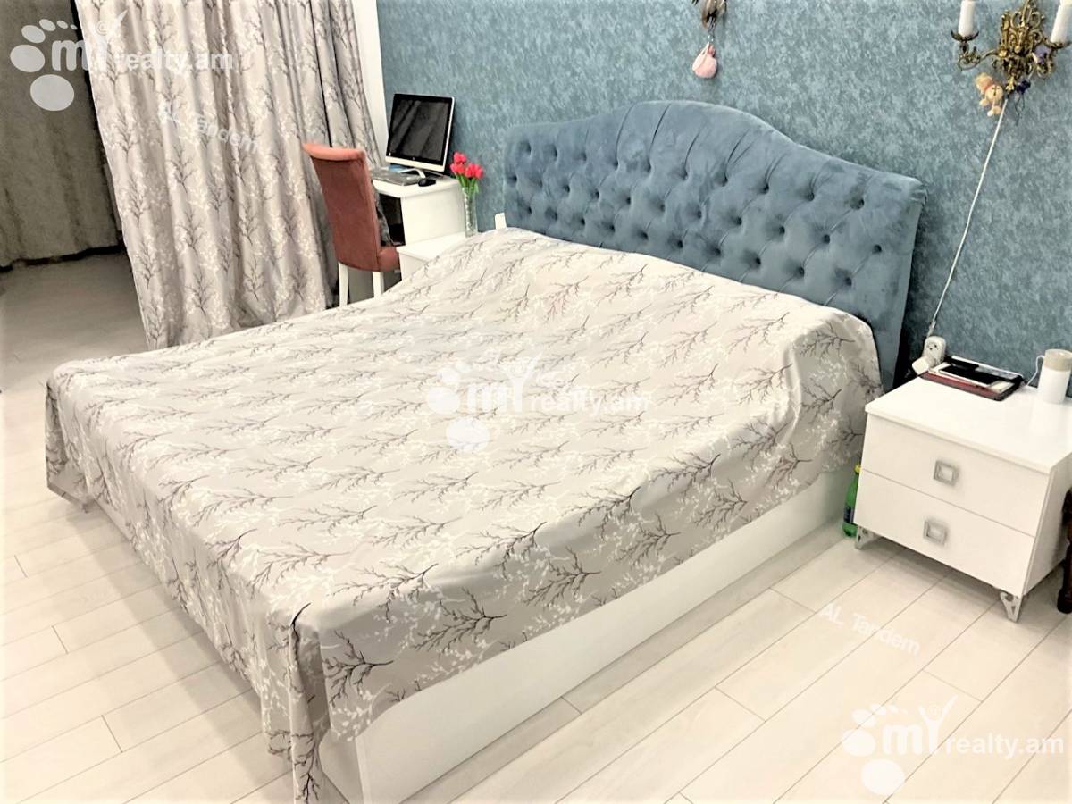 Купить 2 комнатную квартиру Маштоца пр, Центр Ереван, 139405