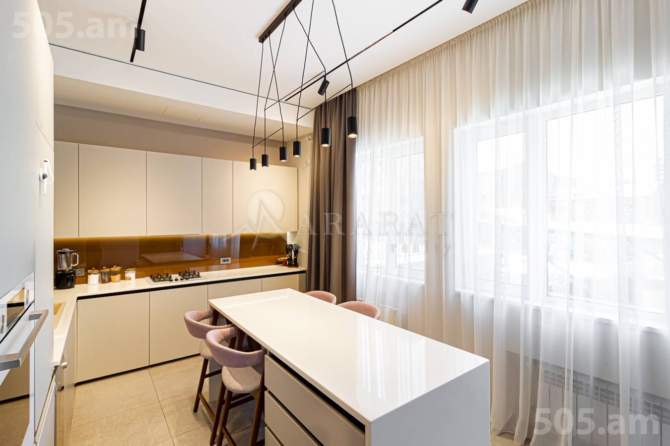 3 bedroom apartment for sale خیابان تومانیان, مرکز شهر ایروان, 152196