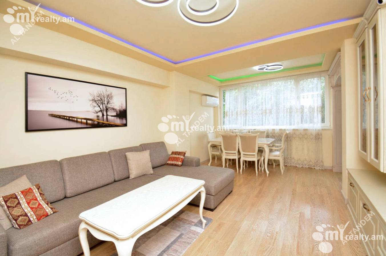 3 սենյականոց բնակարան վարձով Մոսկովյան փող, Կենտրոն Երևան, 160061