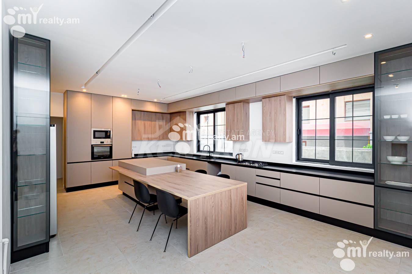 House for rent خیابان آنتارایین, مرکز شهر ایروان, 154705