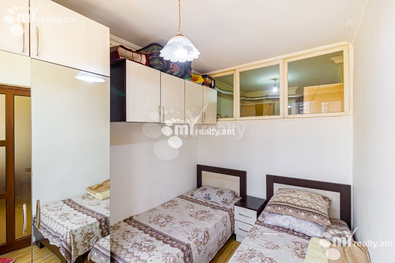 Купить 2 комнатную квартиру Сарян ул, Центр Ереван, 151465