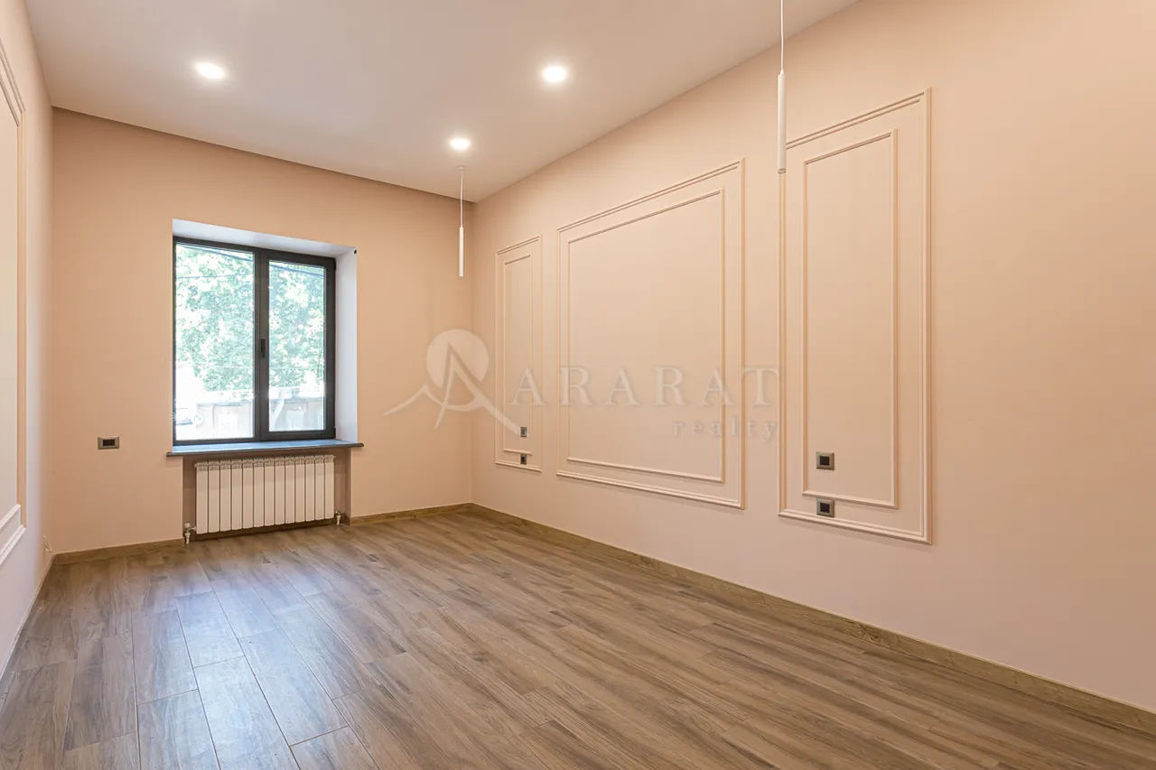 Commercial property for rent Mashtots Ave, Center Yerevan, 158866
