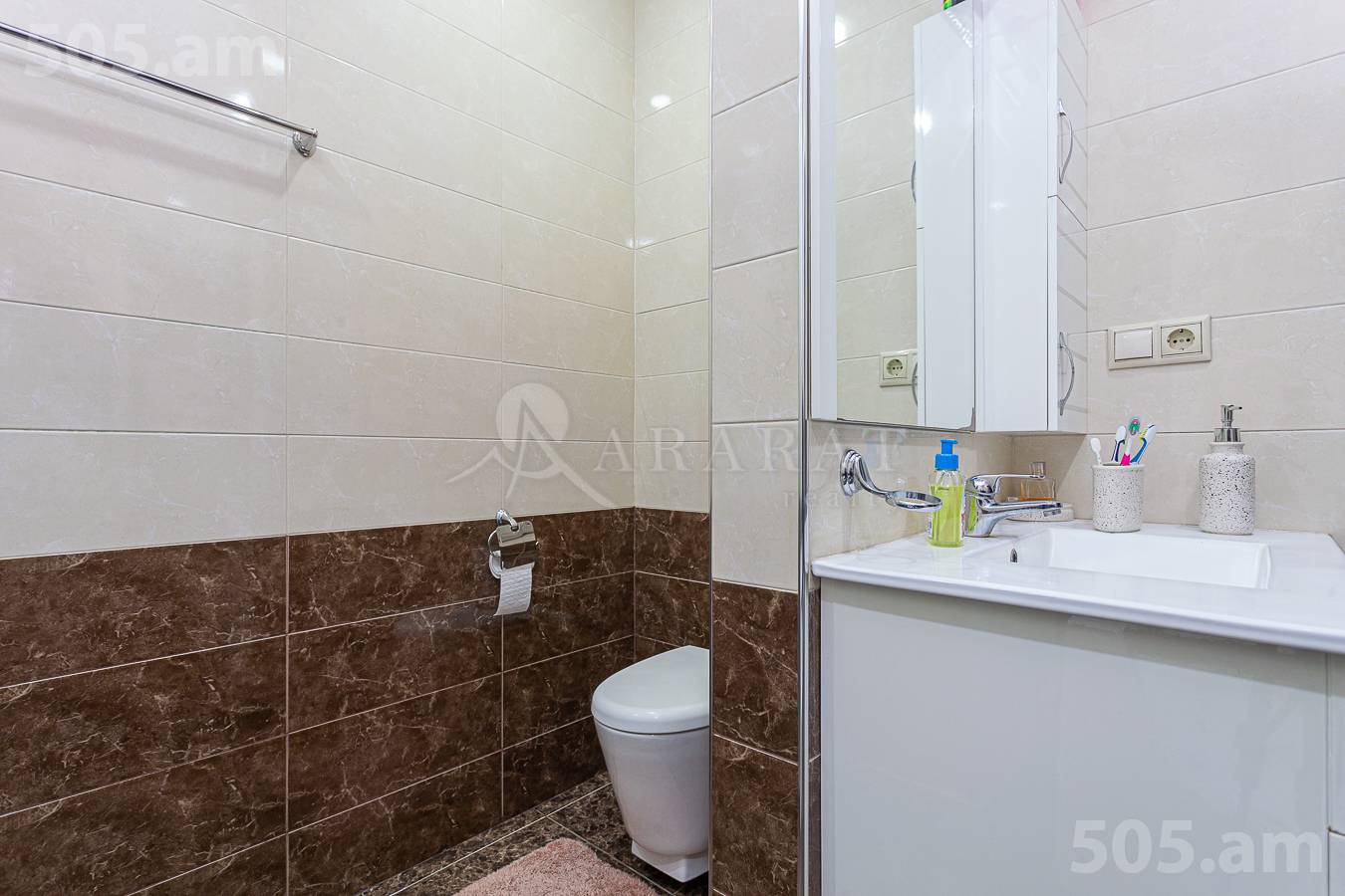 4 սենյականոց բնակարան  Կորյուն փող  նրբ, Կենտրոն Երևան, 147404