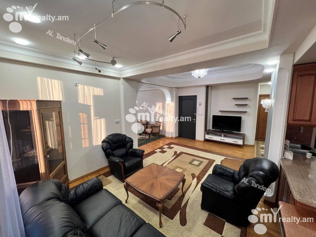 Снять 3 комнатную квартиру Мгер Мкртчян ул, Центр Ереван, 122518