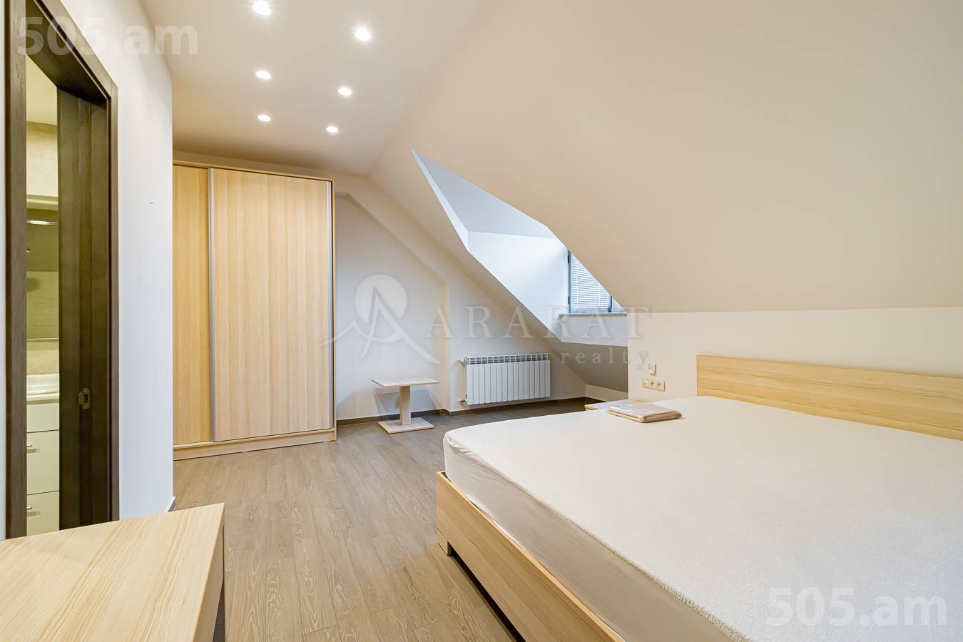 3 սենյականոց բնակարան  Անտառային փող, Կենտրոն Երևան, 154422