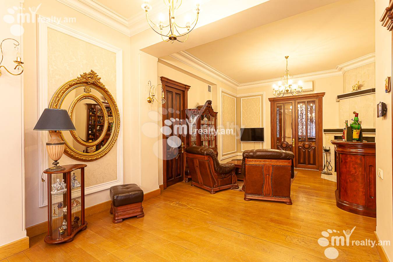 6 bedroom apartment for rent rue d'Amiryan, Center Yerevan, 150506