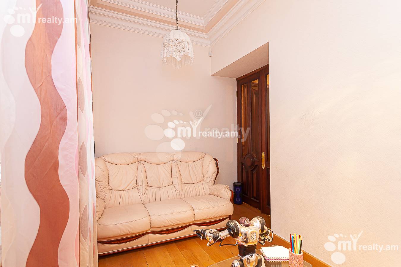 6 bedroom apartment for rent rue d'Amiryan, Center Yerevan, 150506