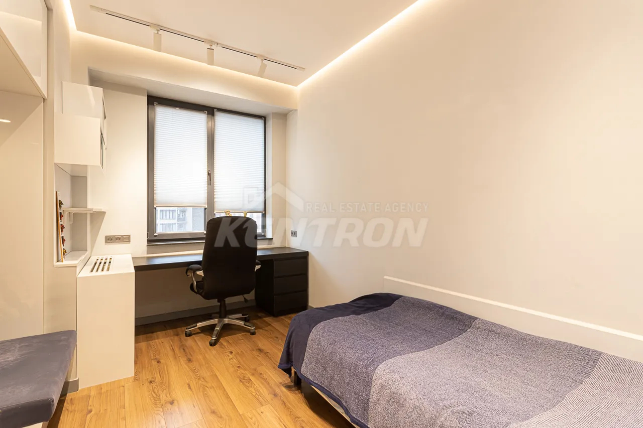 3 սենյականոց բնակարան վարձով Բուզանդի փող, Կենտրոն Երևան, 159436