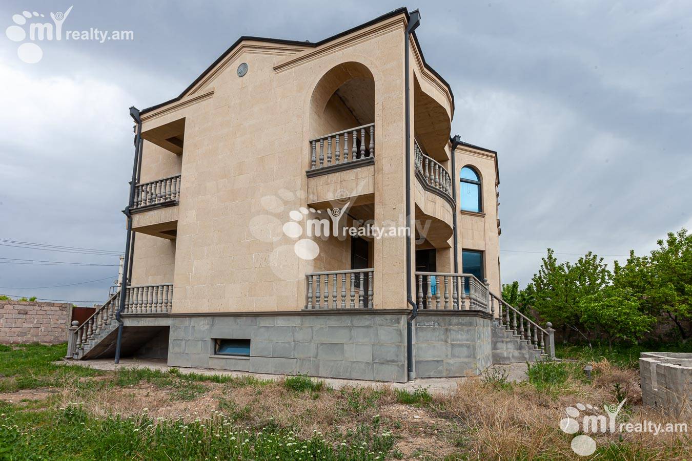 House for sale G 1 dis., Ajapnyak Yerevan, 155301