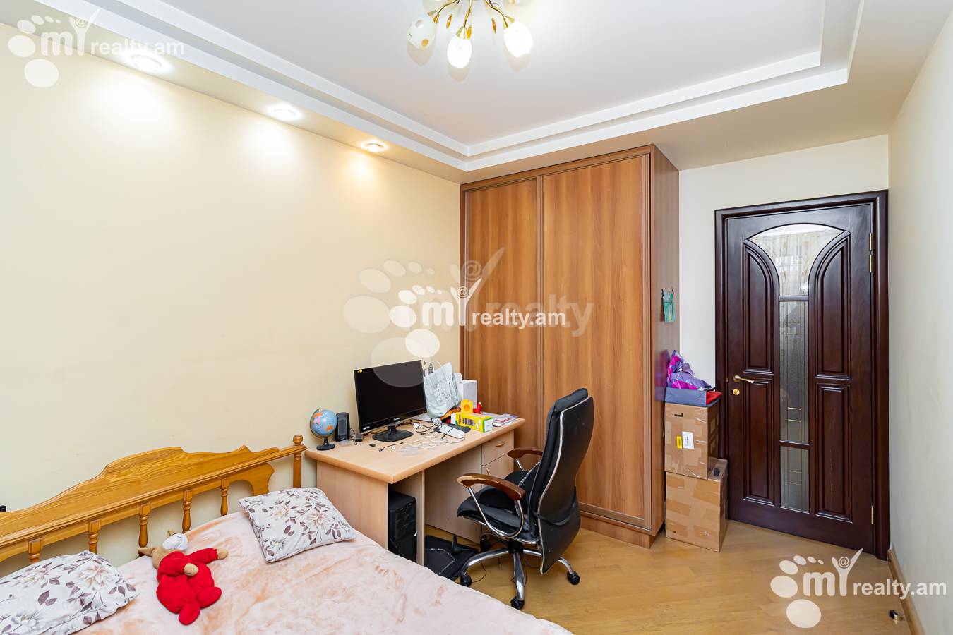 Купить 3 комнатную квартиру А. Аветисян ул, Арабкир Ереван, 154023