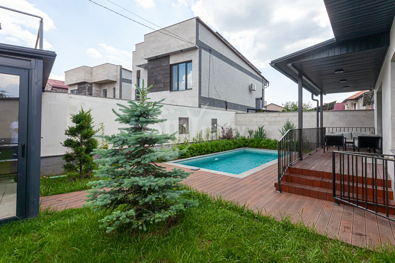 House for sale Abovyan dis, Avan Yerevan, 160738