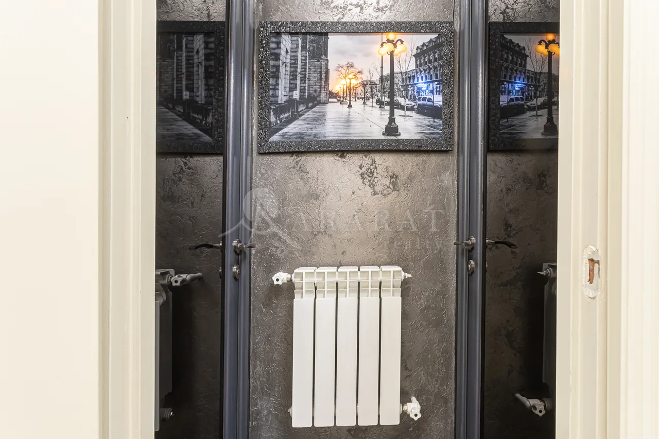 3 bedroom apartment for sale خیابان اِ. کوچار, مرکز شهر ایروان, 159486