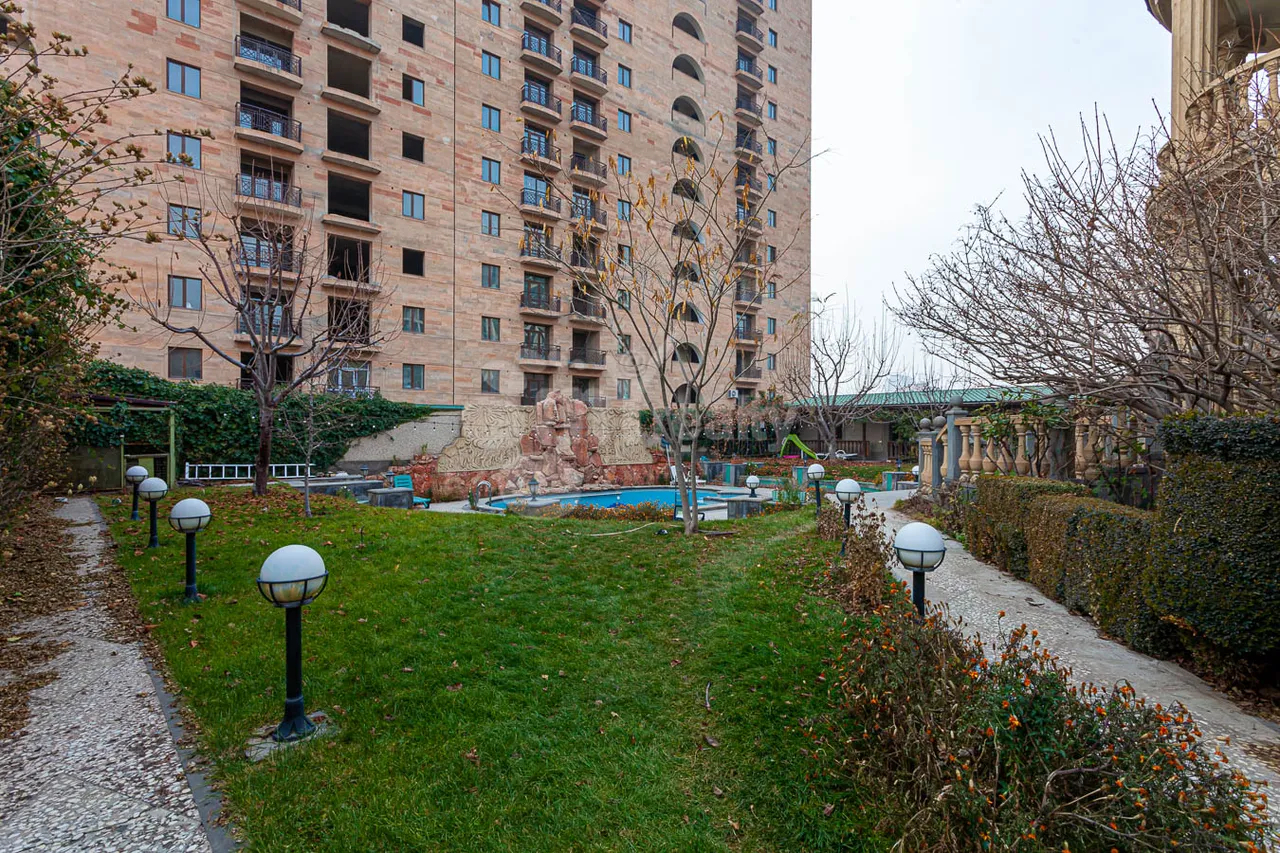 House for sale Pirumyans St, Davtachène Yerevan, 157263