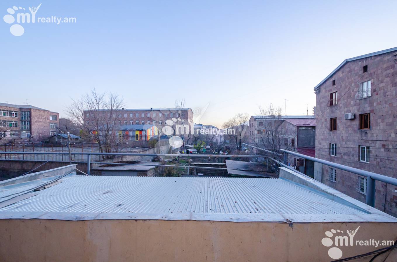 3 սենյականոց բնակարան  Արզումանյան փող, Աջափնյակ Երևան, 152039