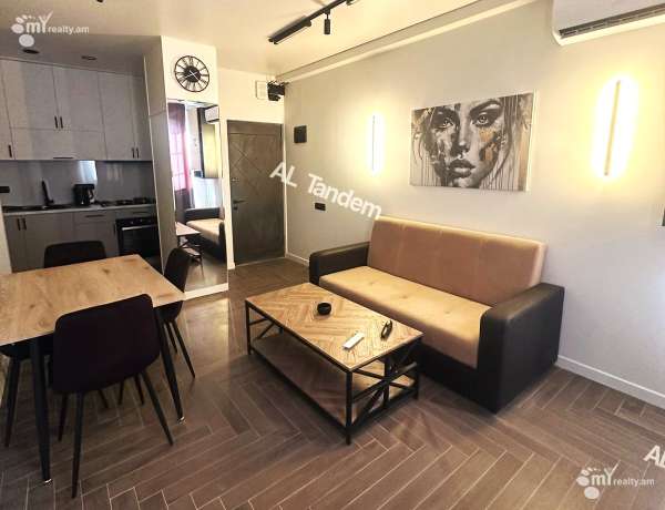 bnakaran/2-senyakanoc/Ghazar+Parpetsi+St/Center/Yerevan