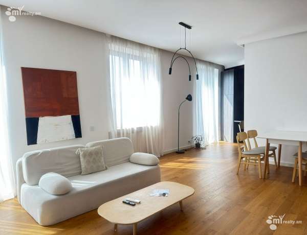 3-senyakanoc-bnakaran-vacharq-Yerevan-Center