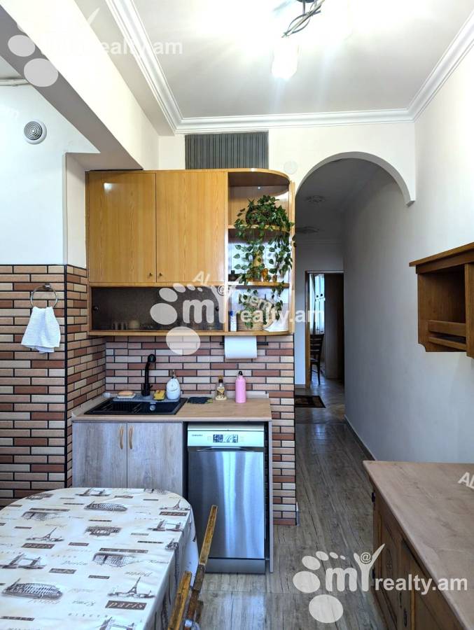 3 bedroom apartment for rent D. Demirchyan St, Center Yerevan, 152924