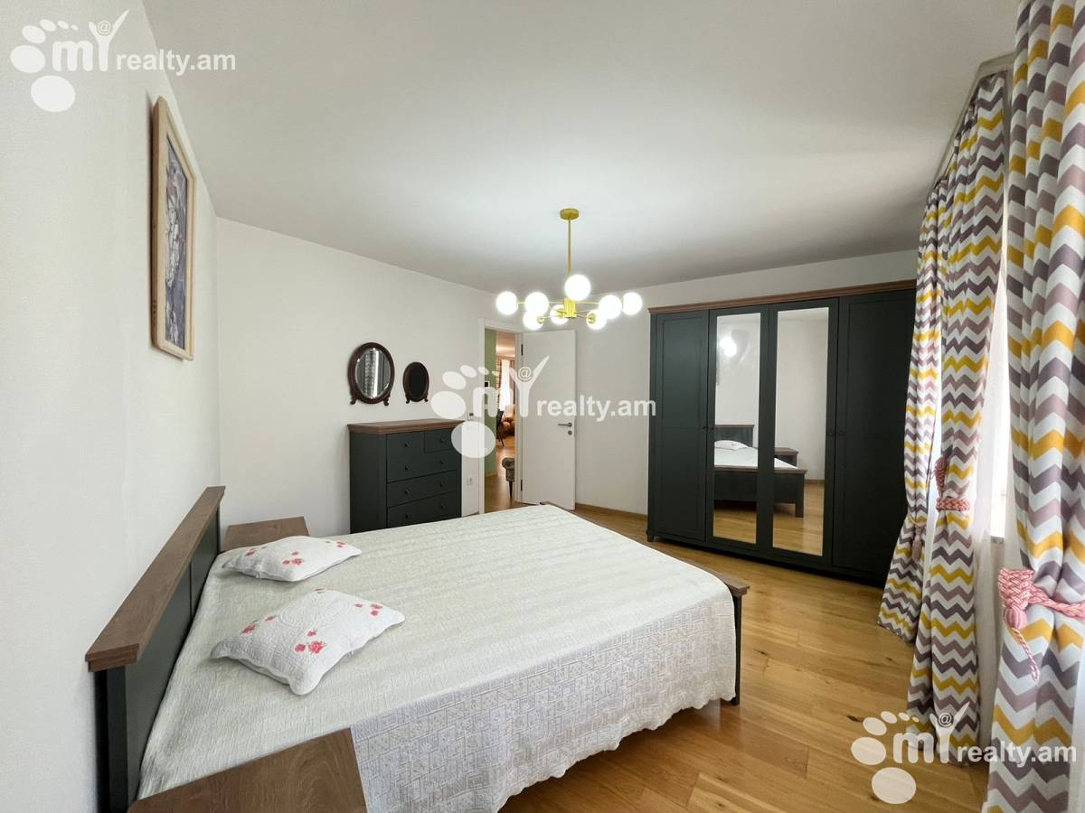 Снять 4 комнатную квартиру Мамиконянц ул, Арабкир Ереван, 158009