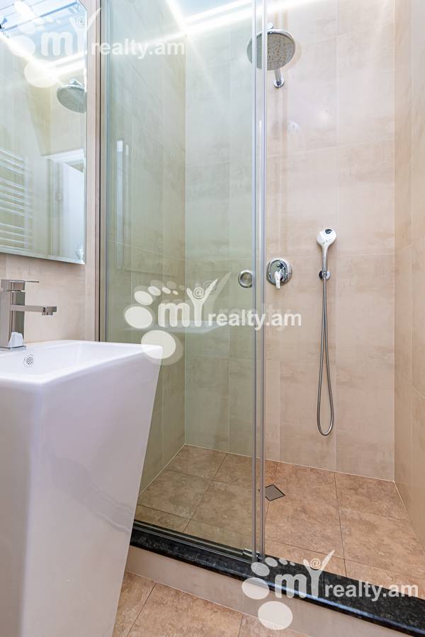 5 bedroom apartment for sale Baghramyan 2 alley, Arabkir Yerevan, 136743