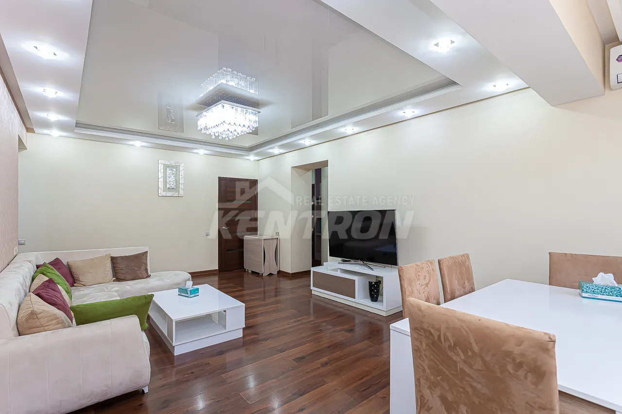 4 bedroom apartment for sale Nalbandyan St, Center Yerevan, 158809