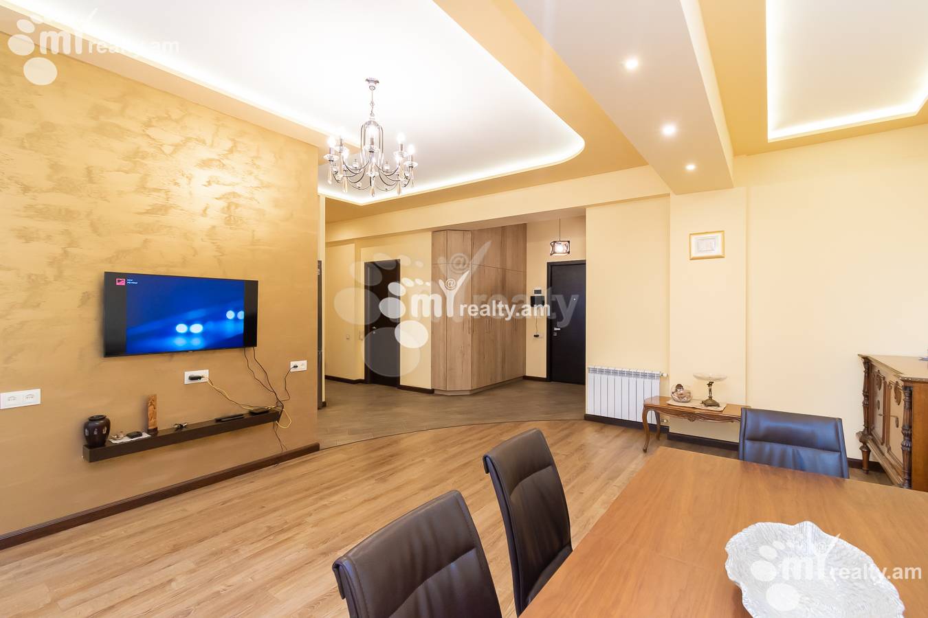 4 bedroom apartment for sale خیابان کومیتاس, عربگیر ایروان, 140580