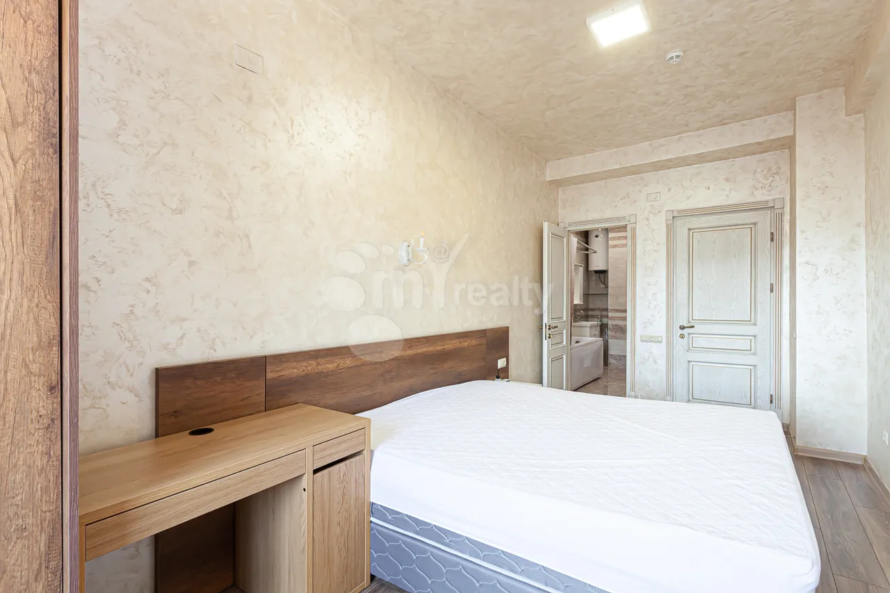 3 bedroom apartment for rent Sayat-Nova Ave, Center Yerevan, 161967