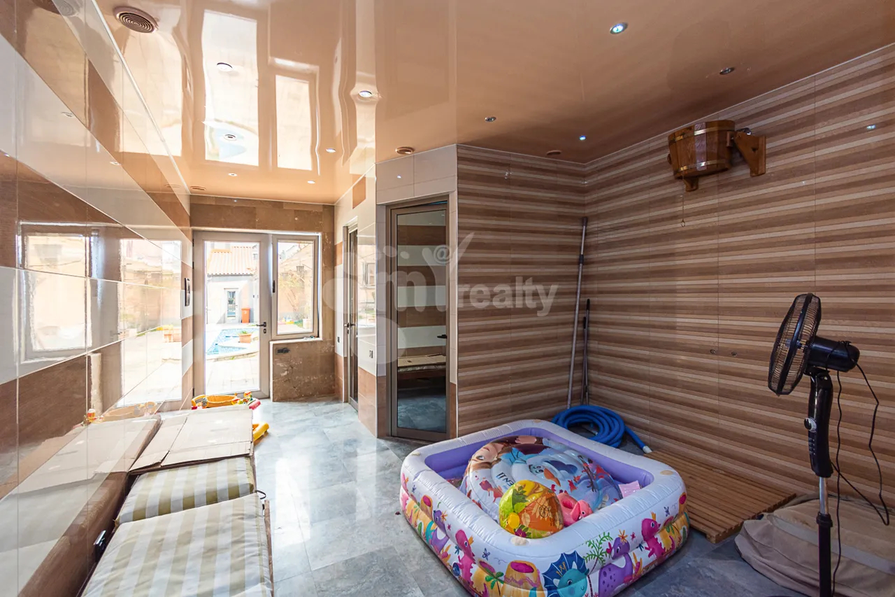 Купить дом Норк 2-ой микрорайон, Нор-Норк Ереван, 160267