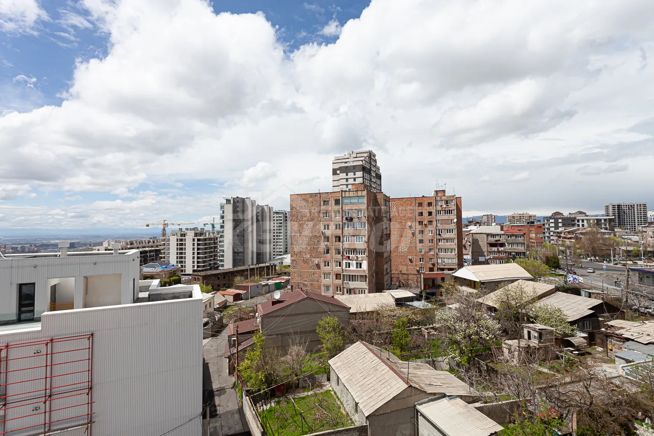 3 bedroom apartment for sale Gogol St, Kanaqer-Zeytun Yerevan, 160412