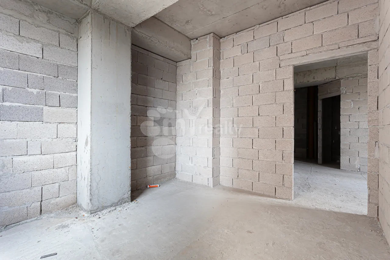 3 bedroom apartment for sale Antarayin St, Center Yerevan, 157910