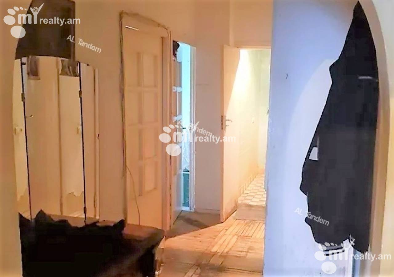 3 սենյականոց բնակարան  Վ.Փափազյան փող, Արաբկիր Երևան, 132743