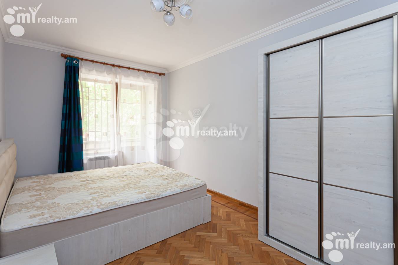 2 սենյականոց բնակարան  Նալբանդյան փող, Կենտրոն Երևան, 151701