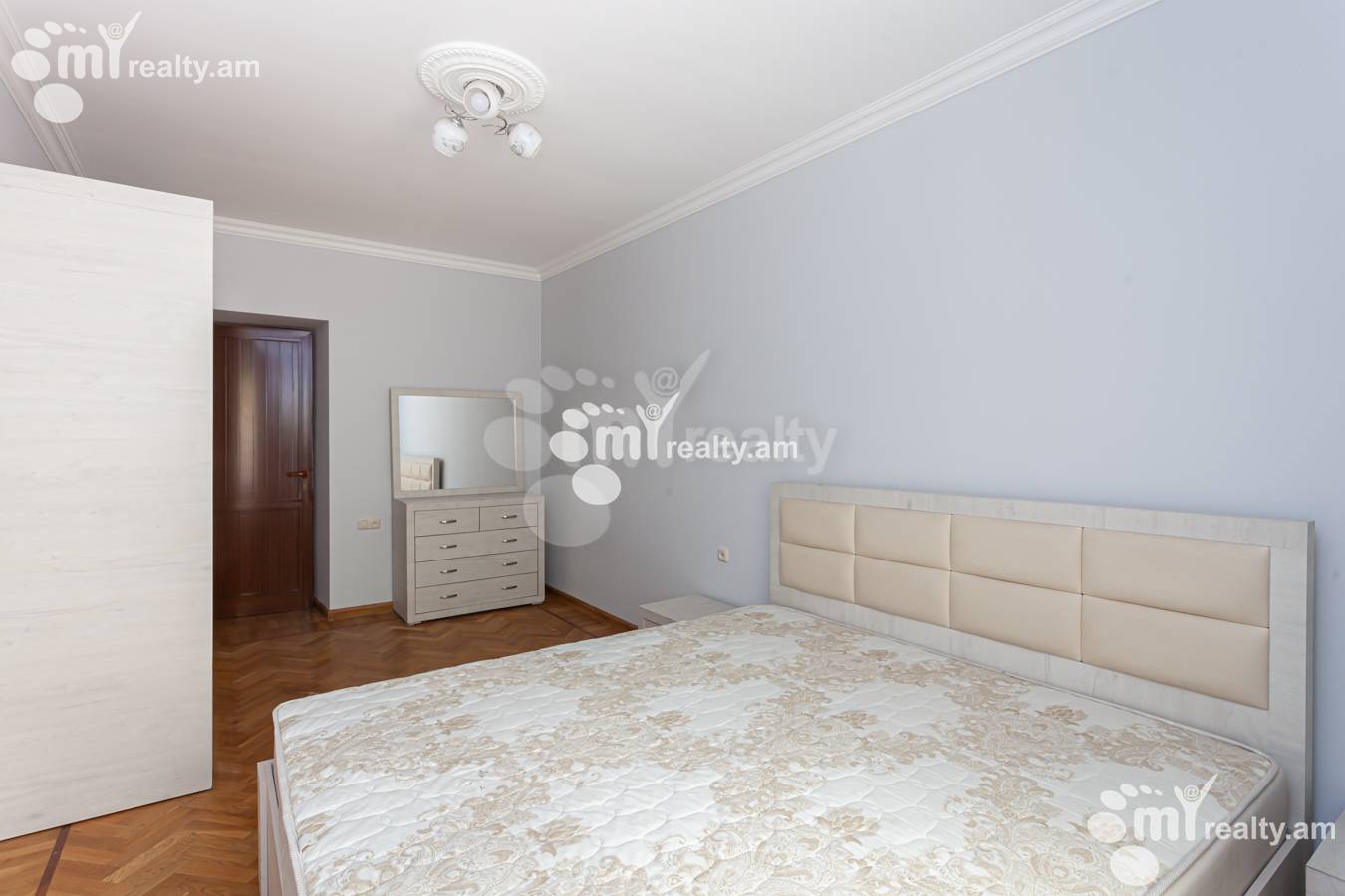 2 սենյականոց բնակարան  Նալբանդյան փող, Կենտրոն Երևան, 151701