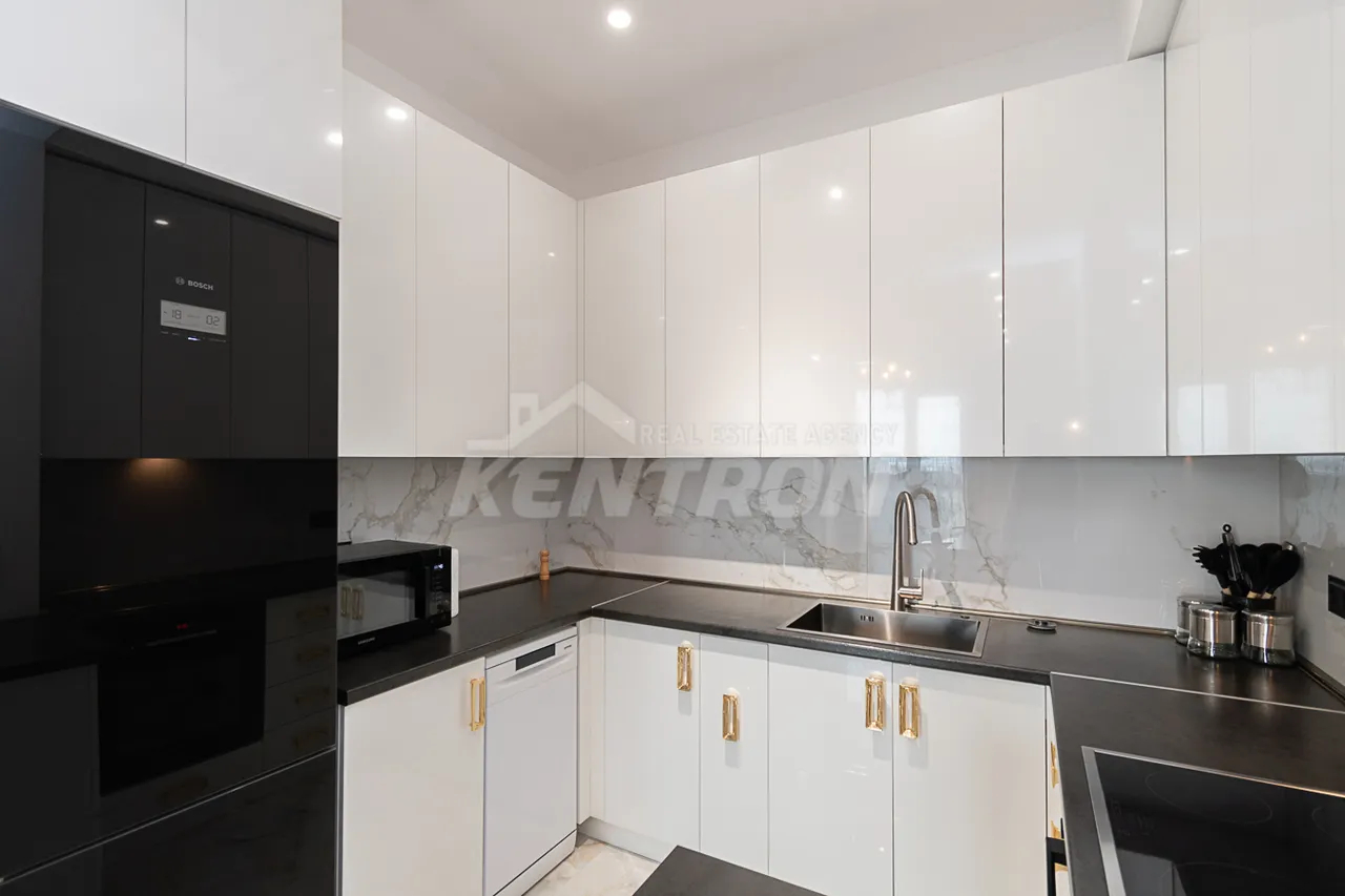 2 սենյականոց բնակարան վարձով Ռոստոմի փող, Կենտրոն Երևան, 159072