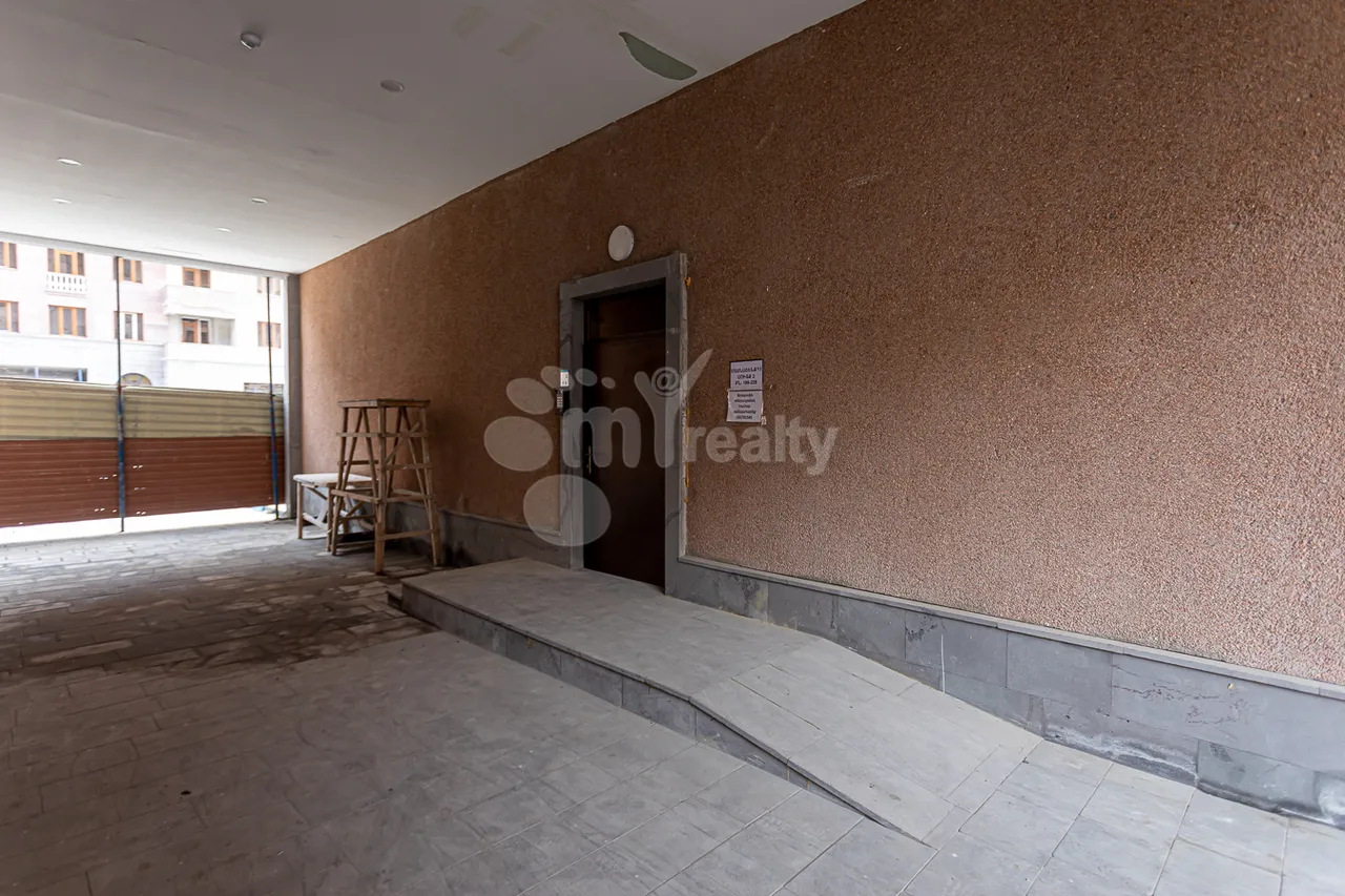 3 bedroom apartment for sale خیابان آدونس, عربگیر ایروان, 159950